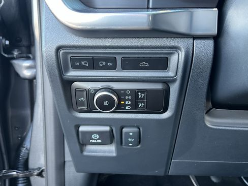 Used 2023 Ford F150 Lariat w/ Equipment Group 502A High image 19