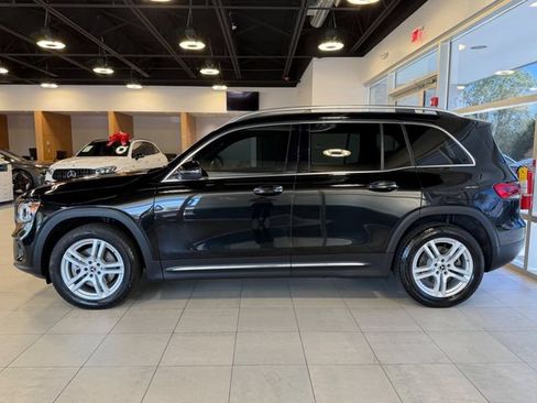 Used 2023 Mercedes-Benz GLB 250 4MATIC image 7