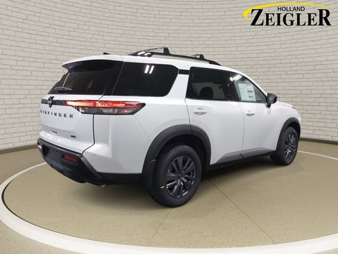 New 2026 Nissan Pathfinder SV AWD/4WD image 5