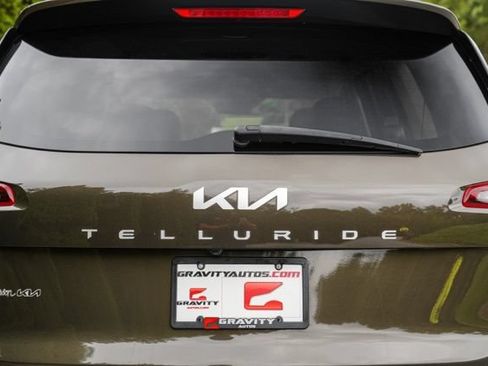 Used 2024 Kia Telluride S FWD image 20