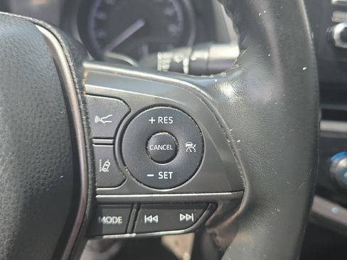 Used 2021 Toyota Camry SE FWD image 25