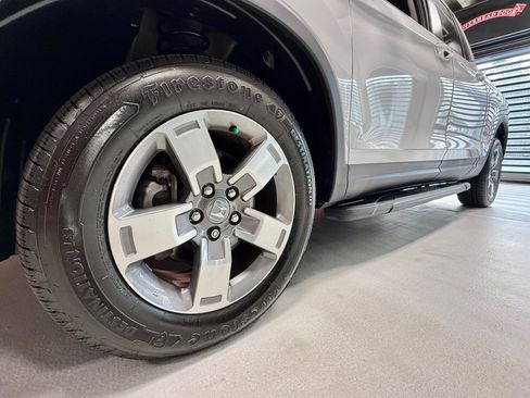 Used 2025 Honda Ridgeline RTL image 16