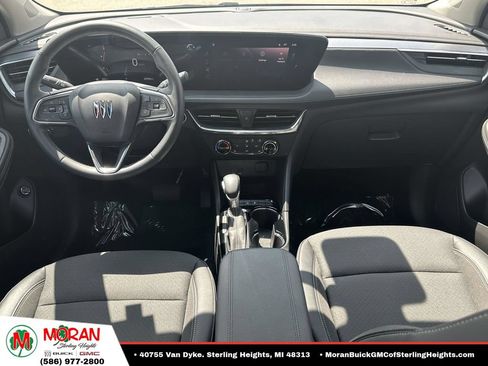 Certified 2024 Buick Encore GX Preferred w/ Comfort Package FWD image 13