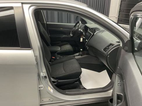 Used 2021 Mitsubishi Outlander Sport FWD image 12