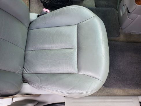 Used 2002 Oldsmobile Silhouette GLS w/ Towing Pkg FWD image 30