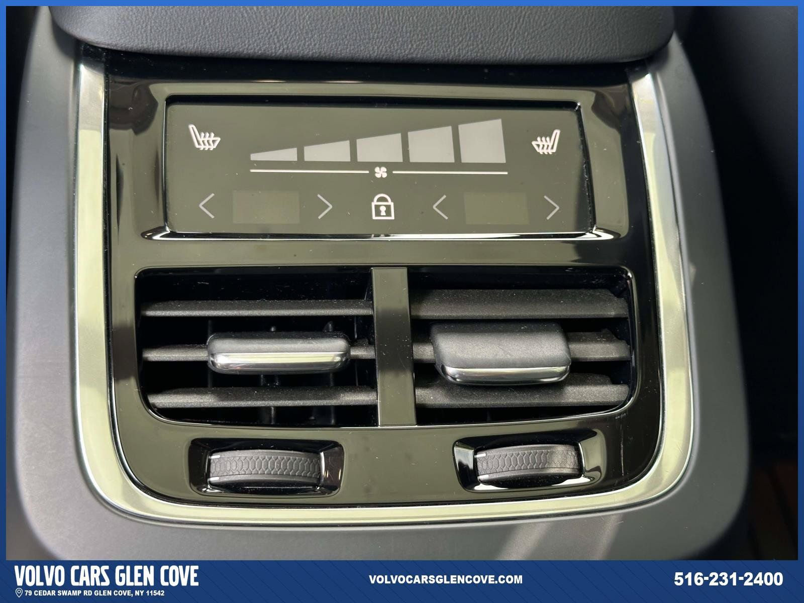 Used 2023 Volvo XC90 T8 Plus w/ Protection Package Premier AWD/4WD image 15