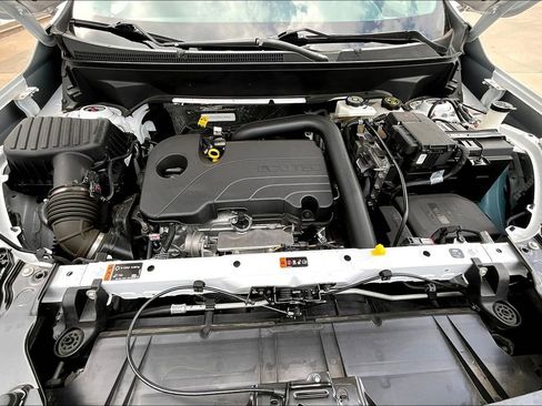 Certified 2024 GMC Terrain SLT image 12