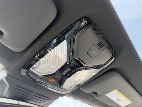 Used 2024 BMW X5 xDrive50e AWD/4WD image 37
