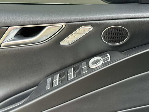 Used 2022 Genesis G80 2.5T image 19