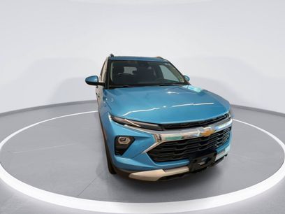 Used 2025 Chevrolet TrailBlazer LT w/ Driver Confidence Package