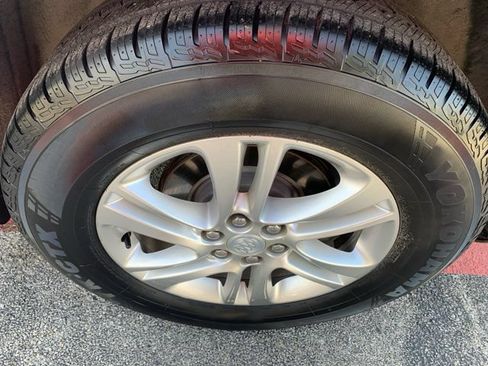 Used 2020 Buick Enclave Essence FWD image 10
