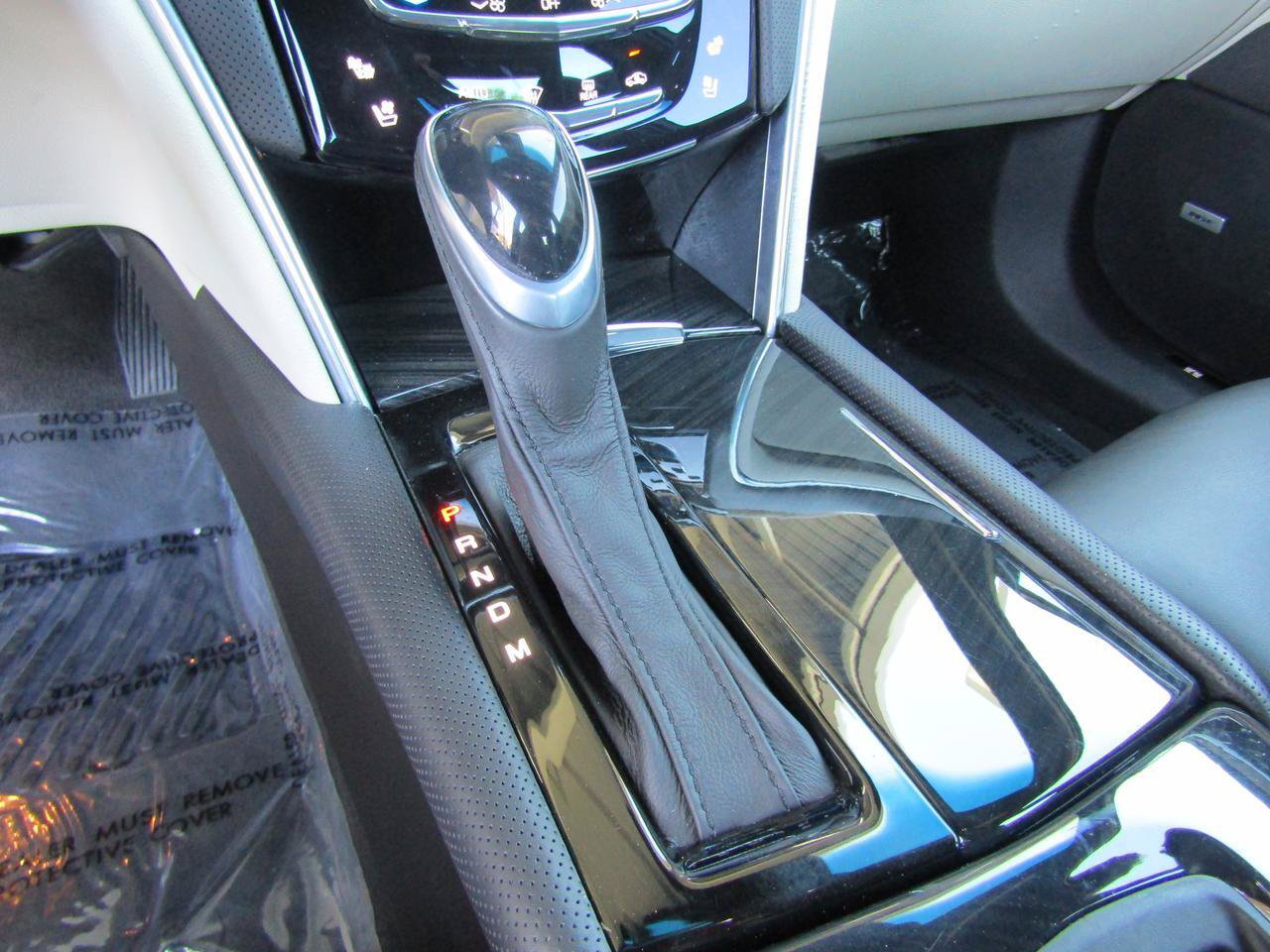 Used 2014 Cadillac XTS Platinum FWD image 21