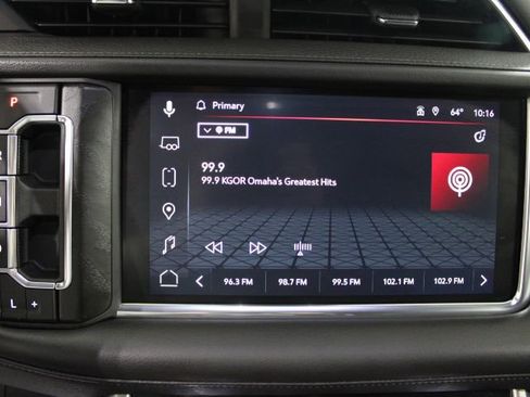 Used 2024 GMC Yukon XL Denali image 3