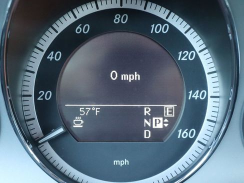 Used 2011 Mercedes-Benz E 350 4MATIC image 45