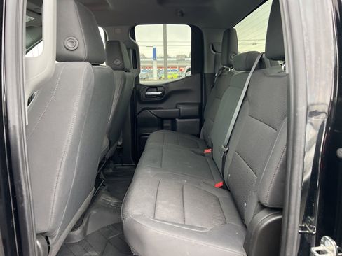 Used 2020 Chevrolet Silverado 1500 Custom w/ Custom Value Package image 21