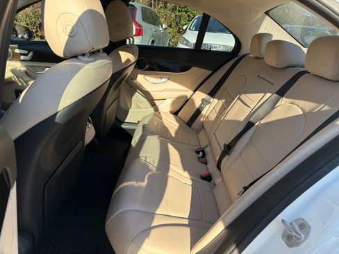 Used 2016 Mercedes-Benz C 300 Sedan image 23