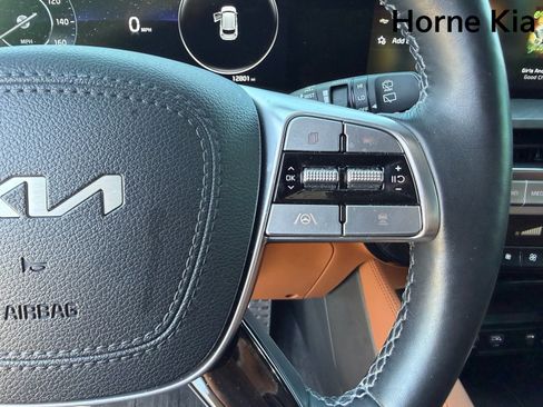 Certified 2025 Kia Telluride SX Prestige X-Line AWD/4WD image 34