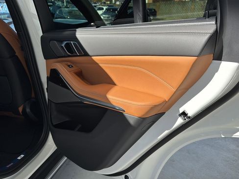 New 2026 BMW X5 xDrive40i w/ Climate Comfort Package image 13