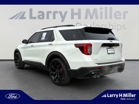 Used 2020 Ford Explorer ST w/ ST Street Pack image 3