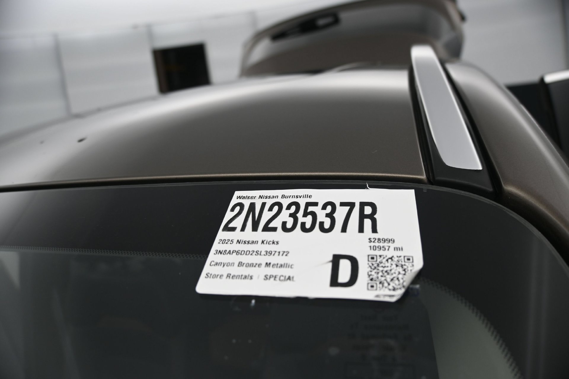 Used 2025 Nissan Kicks SR w/ SR Premium Package AWD/4WD image 26