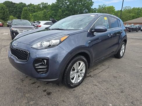 Used 2019 Kia Sportage LX AWD/4WD image 3