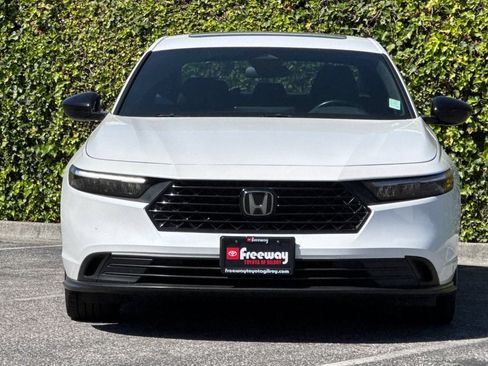Used 2024 Honda Accord Sport image 11