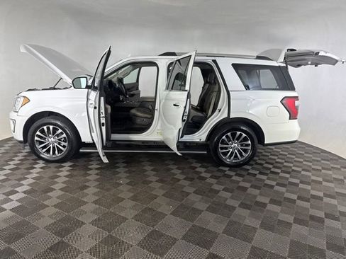 Used 2018 Ford Expedition Limited AWD/4WD image 11