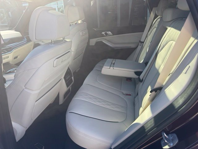 Used 2024 BMW X5 xDrive40i w/ Executive Package AWD/4WD image 25