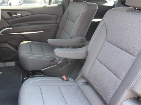 New 2027 Chevrolet Traverse LT AWD/4WD image 19