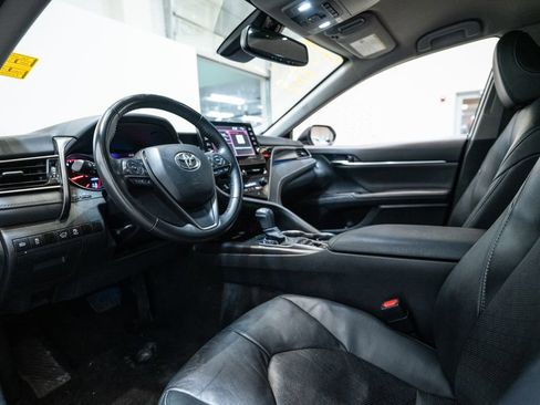 Used 2024 Toyota Camry XSE image 4