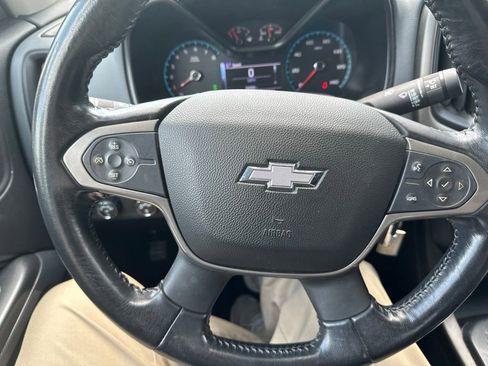 Used 2018 Chevrolet Colorado Z71 w/ Centennial Edition AWD/4WD image 18
