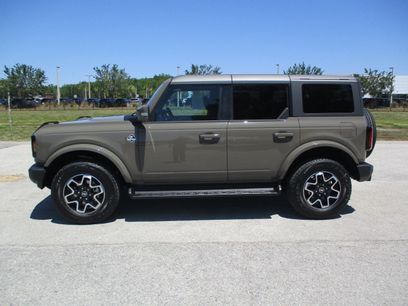New 2025 Ford Bronco Outer Banks