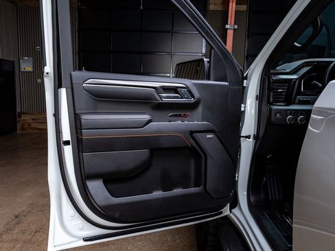 Used 2024 GMC Sierra 1500 AT4 w/ Technology Package image 36