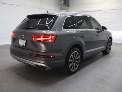 Used 2019 Audi Q7 2.0T Premium Plus w/ Premium Plus Package AWD/4WD image 7