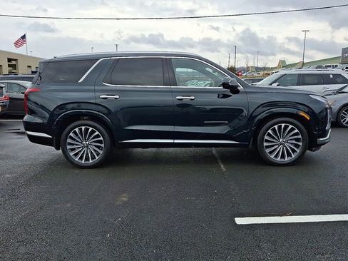 Used 2025 Hyundai Palisade Calligraphy image 7