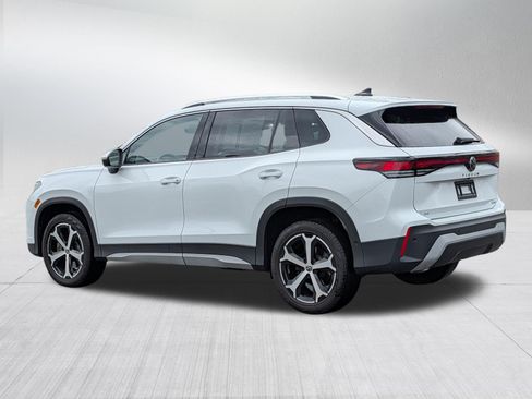 Certified 2025 Volkswagen Tiguan SE AWD/4WD image 5