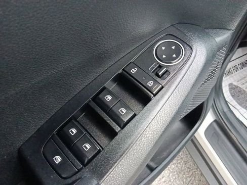 Used 2023 Kia Seltos LX AWD/4WD image 12