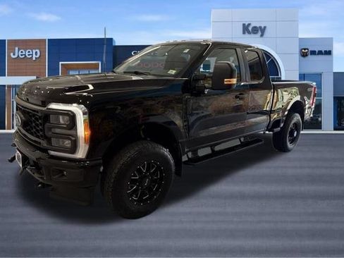 Used 2023 Ford F350 XL w/ STX Appearance Package AWD/4WD image 2
