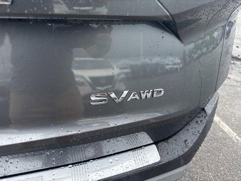 Used 2022 Nissan Rogue SV image 5