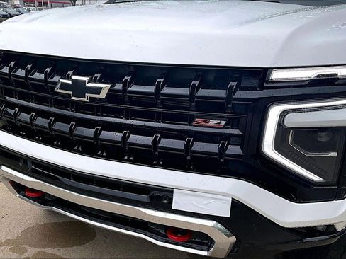 New 2026 Chevrolet Suburban Z71 w/ Z71 Off-Road Package AWD/4WD image 28