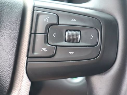 Used 2024 GMC Yukon Denali w/ Advanced Technology Package AWD/4WD image 29