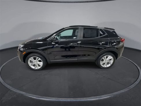 Used 2021 Buick Encore GX Preferred w/ Cold Weather Comfort Package image 5