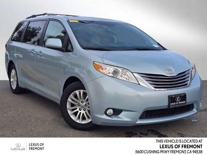 Used 2016 Toyota Sienna XLE Premium