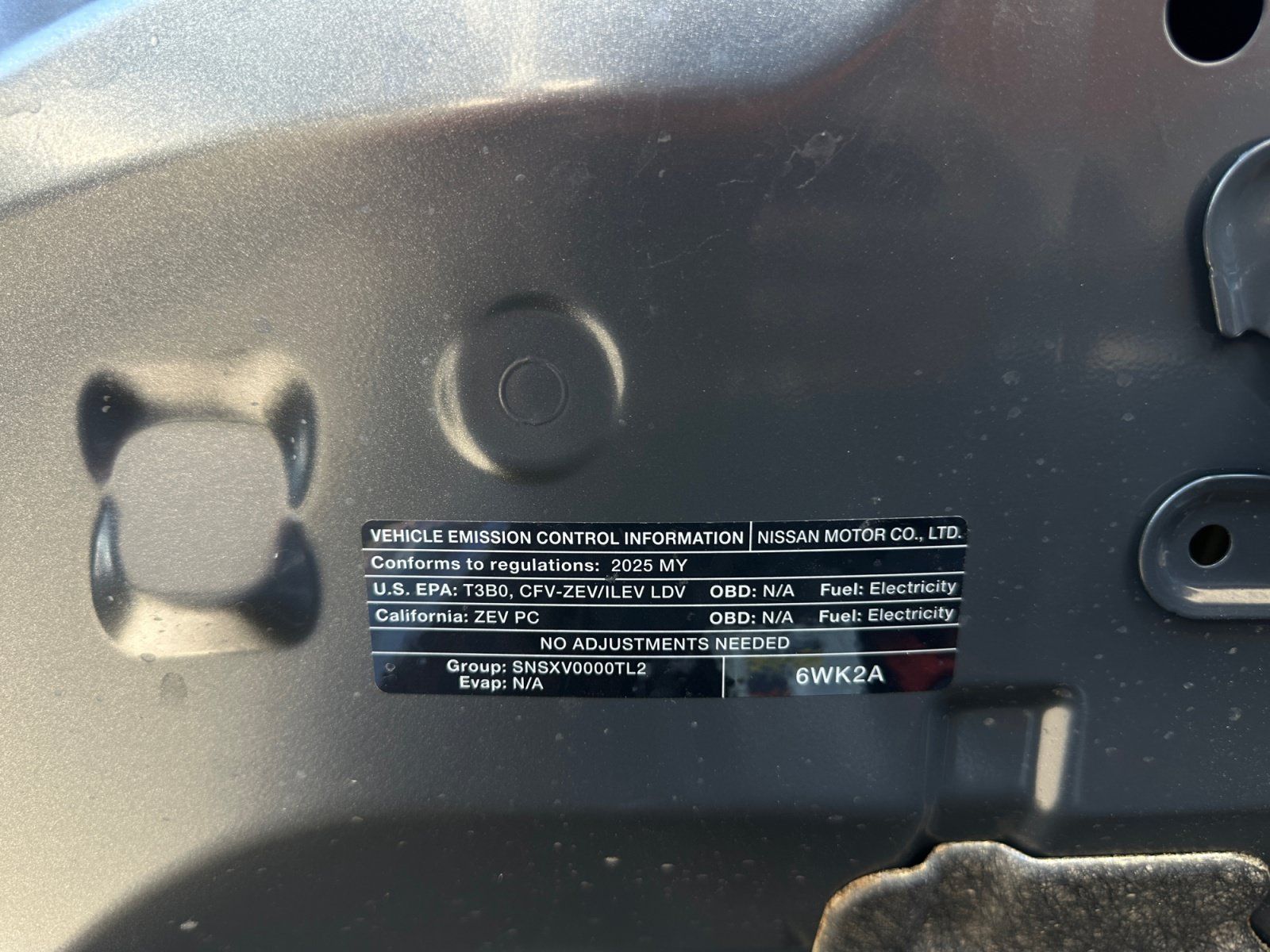 Used 2025 Nissan Leaf S FWD image 29