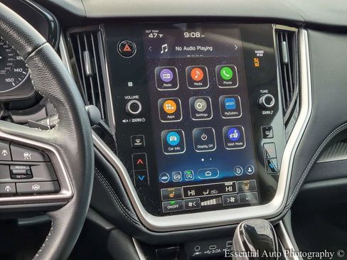 Used 2024 Subaru Outback Premium image 13