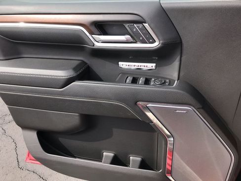 Used 2024 GMC Sierra 1500 Denali w/ Denali Reserve Package image 13