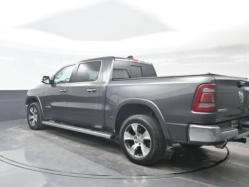 Used 2019 RAM 1500 Laramie AWD/4WD image 4