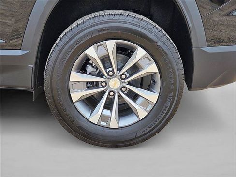 New 2027 Chevrolet Equinox LT FWD image 10