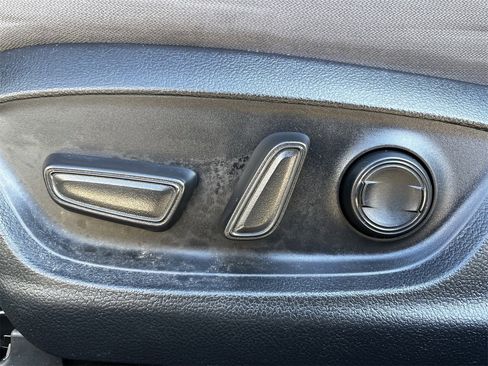 Used 2023 Toyota Camry LE image 23