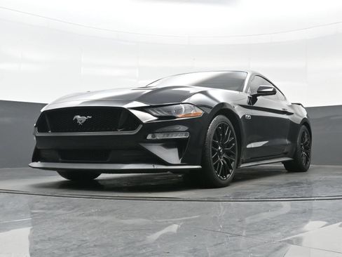 Used 2019 Ford Mustang GT Premium w/ GT Performance Package RWD image 28